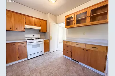 4815 SE 99th Ave, Portland, OR 97266 - Photo 13