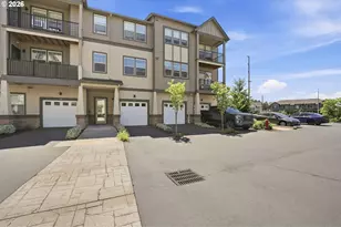 17051 SW Appledale Rd, Beaverton, OR 97007 - Photo 3