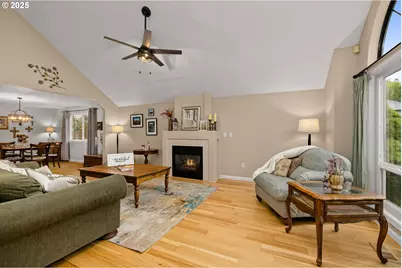 12808 SW Falcon Rise Dr, Portland, OR 97223 - Photo 5