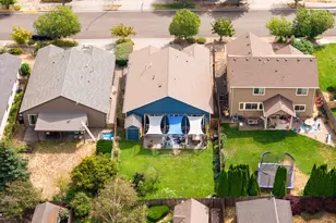 1742 22nd St, Hood River, OR 97031 - Photo 31