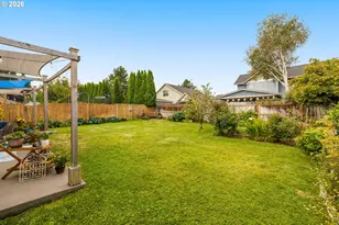 1742 22nd St, Hood River, OR 97031 - Photo 17