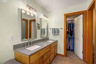 1742 22nd St, Hood River, OR 97031 - Photo 23