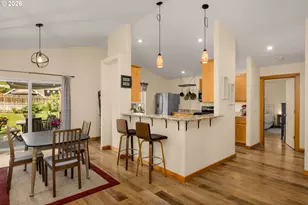 1742 22nd St, Hood River, OR 97031 - Photo 9