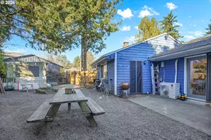 11446 NE San Rafael St, Portland, OR 97220 - Photo 37