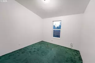 2703 J St, Springfield, OR 97477 - Photo 17