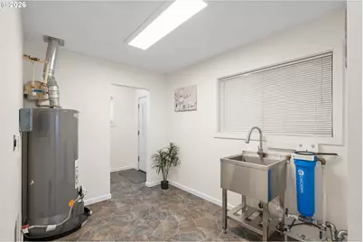 647 E Hurlburt Ave, Hermiston, OR 97838 - Photo 19