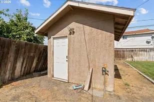 647 E Hurlburt Ave, Hermiston, OR 97838 - Photo 27