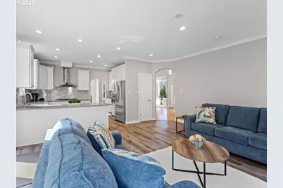 1875 N Teakwood Cir, Canby, OR 97013 - Photo 15