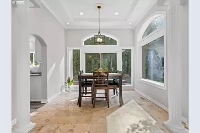 1875 N Teakwood Cir, Canby, OR 97013 - Photo 9