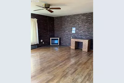 610 SE Isaac Ave, Pendleton, OR 97801 - Photo 9