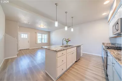 1657 SE Barberry Ave, Dallas, OR 97338 - Photo 9
