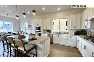 18130 SW Hoover Ln, Beaverton, OR 97003 - Photo 9