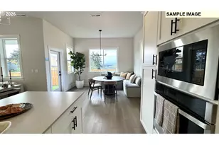 18130 SW Hoover Ln, Beaverton, OR 97003 - Photo 11