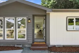 574 Sunridge Ave, Dallesport, WA 98617 - Photo 3