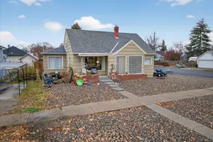 2885 1st St, Baker City, OR 97814 - Photo 5