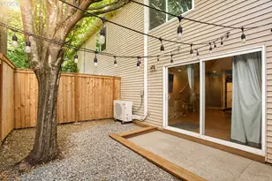 768 NE 9th St, Gresham, OR 97030 - Photo 21