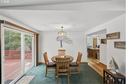 1623 Lincoln St, North Bend, OR 97459 - Photo 9