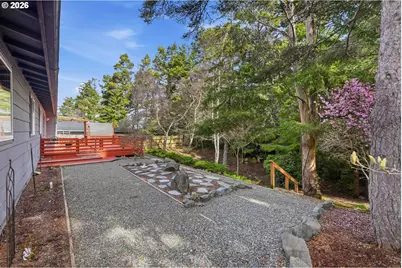 1623 Lincoln St, North Bend, OR 97459 - Photo 37