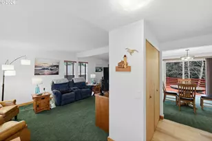 1623 Lincoln St, North Bend, OR 97459 - Photo 3