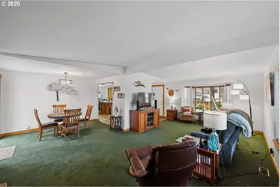 1623 Lincoln St, North Bend, OR 97459 - Photo 7