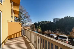 847 SW Broadway Dr, Portland, OR 97201 - Photo 23