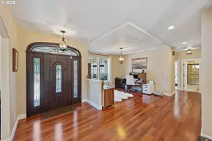 2270 Hayes St, North Bend, OR 97459 - Photo 9