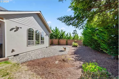 2270 Hayes St, North Bend, OR 97459 - Photo 41