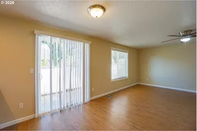 1122 NW 148th Cir, Vancouver, WA 98685 - Photo 17