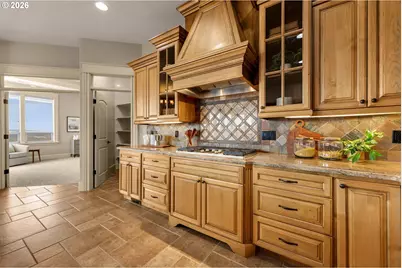 742 W Chestnut St, Washougal, WA 98671 - Photo 11
