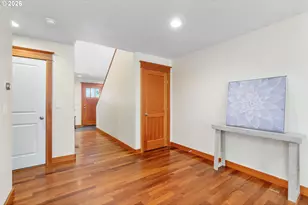 214 N 18th St, Hood River, OR 97031 - Photo 5