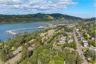 214 N 18th St, Hood River, OR 97031 - Photo 37