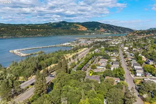 214 N 18th St, Hood River, OR 97031 - Photo 37