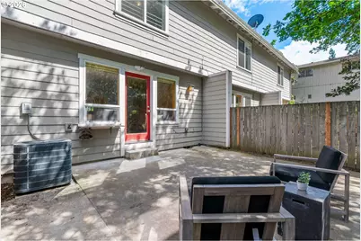 214 N 18th St, Hood River, OR 97031 - Photo 35