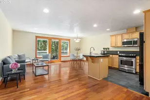 214 N 18th St, Hood River, OR 97031 - Photo 7