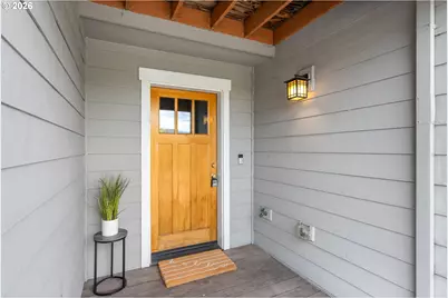 214 N 18th St, Hood River, OR 97031 - Photo 3