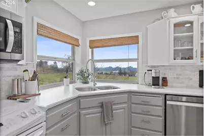 4305 NE Henry Creek Rd, Dayton, OR 97114 - Photo 13