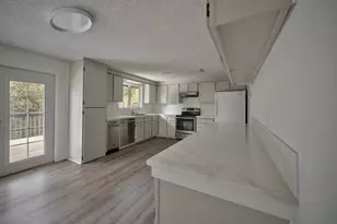 209 Sunset Dr, Longview, WA 98632 - Photo 13