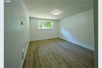 209 Sunset Dr, Longview, WA 98632 - Photo 11