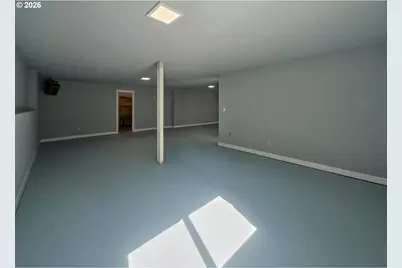 209 Sunset Dr, Longview, WA 98632 - Photo 21