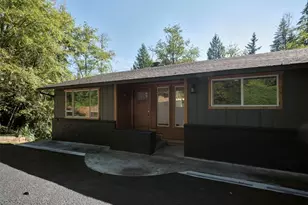 209 Sunset Dr, Longview, WA 98632 - Photo 1