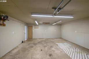 2573 Kalmia St, Sweet Home, OR 97386 - Photo 37