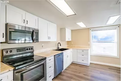 2573 Kalmia St, Sweet Home, OR 97386 - Photo 11