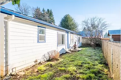 2573 Kalmia St, Sweet Home, OR 97386 - Photo 29