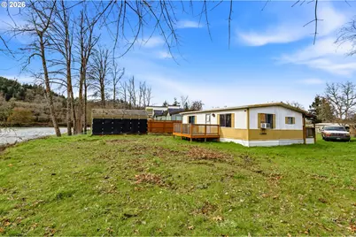 2080 Harbor Dr, Springfield, OR 97477 - Photo 11