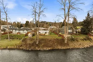 2080 Harbor Dr, Springfield, OR 97477 - Photo 9