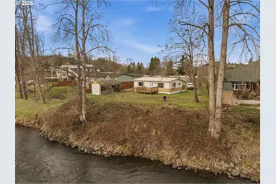 2080 Harbor Dr, Springfield, OR 97477 - Photo 13