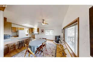 17360 Mountain Dr, Brookings, OR 97415 - Photo 9