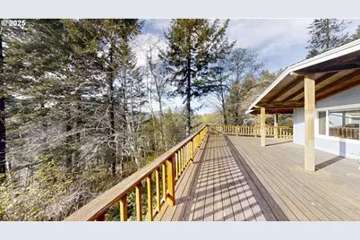 17360 Mountain Dr, Brookings, OR 97415 - Photo 23