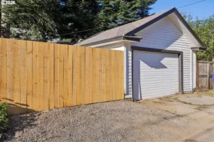 2212 SE Tamarack Ave, Portland, OR 97214 - Photo 41