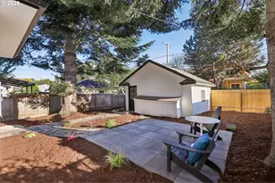 2212 SE Tamarack Ave, Portland, OR 97214 - Photo 37